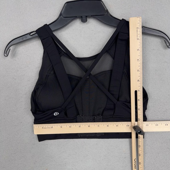 Lululemon Sports Bra Womens 4 Black Mesh Criss Cross Back Padded Breathe It In - Picture 13 of 15